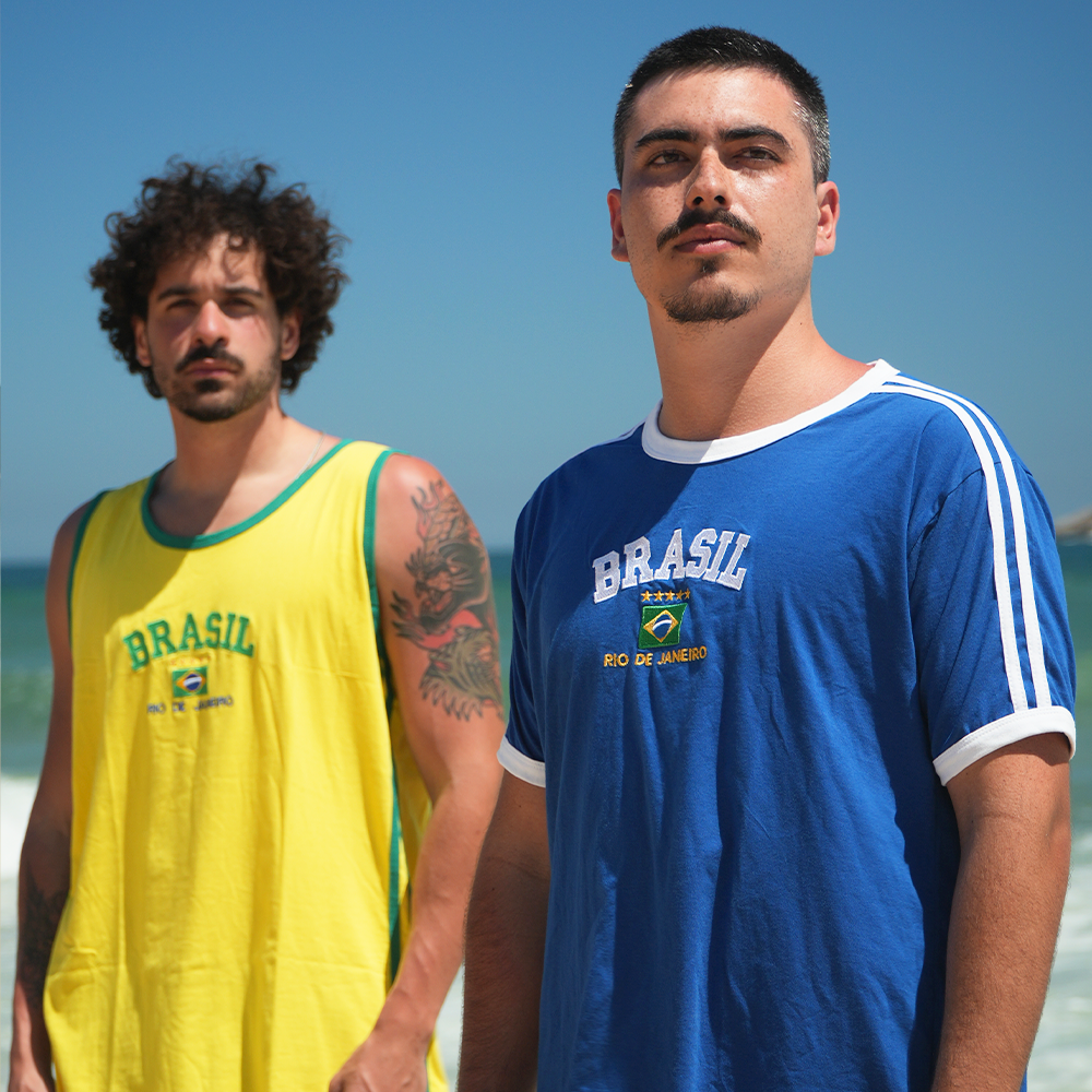 Camisa Masculina + Regata Masculina