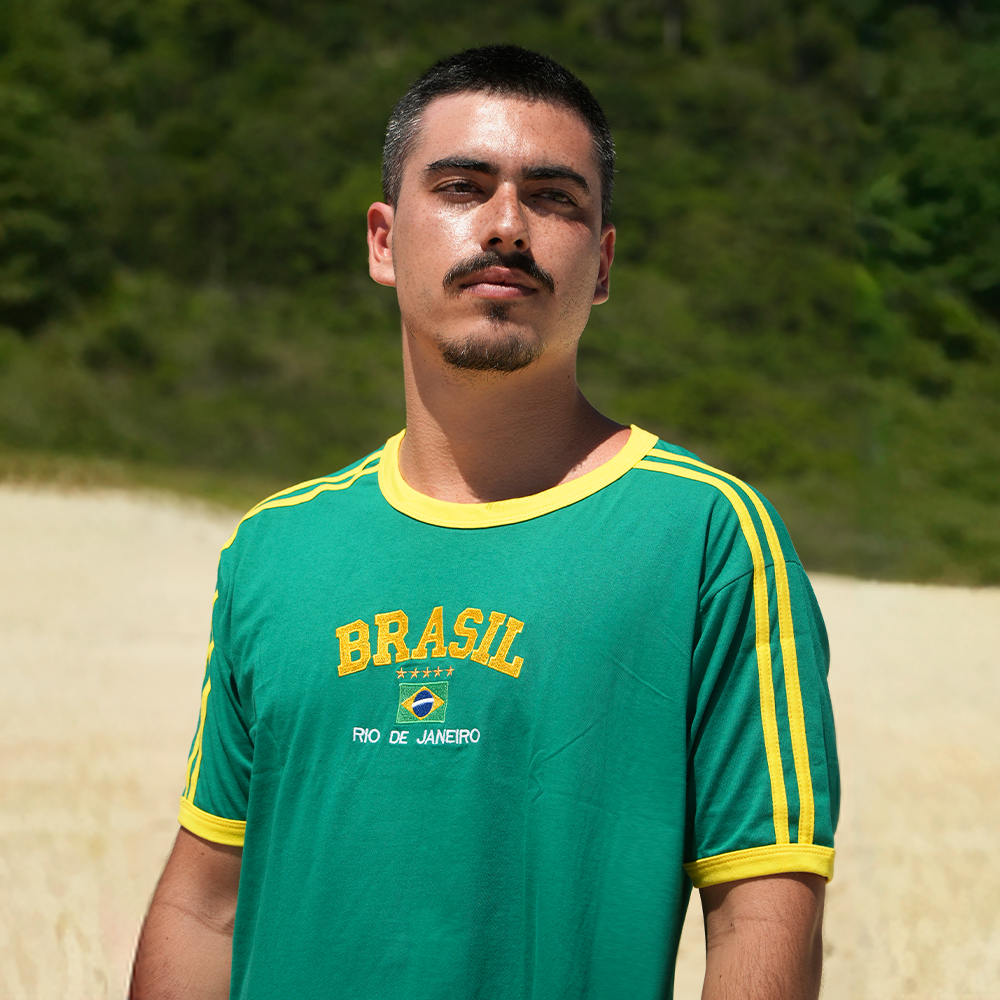 2 Camisas Bordadas Masculinas